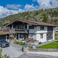 KITZIMMO-Landhaus mit Bergblick in zentrumsnaher Ruhelage - Immobilien Mittersill.