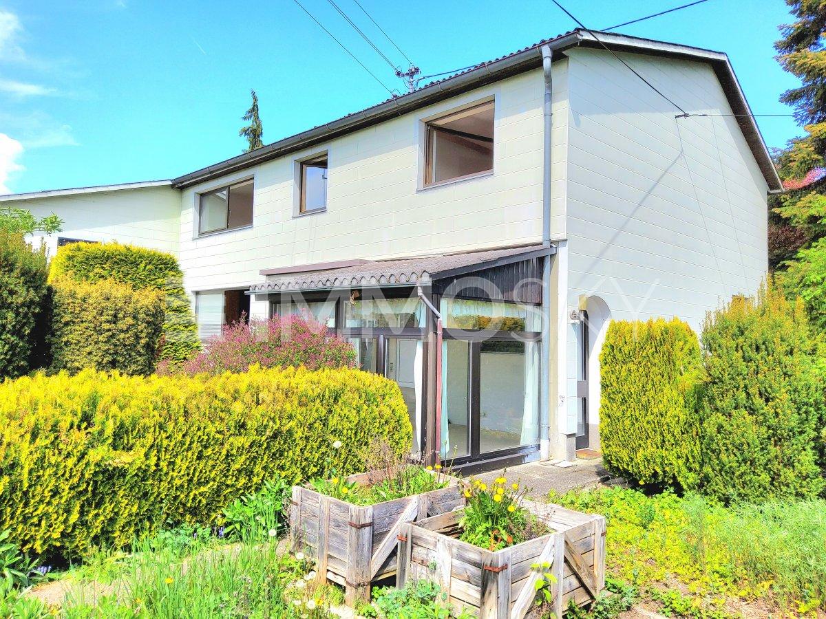 2 Familienhaus mit Garten