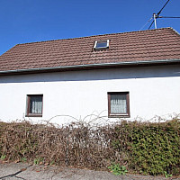 Älteres abbruchreifes kleines Wohnhaus mit schönen 419m² Grundstück in Waidmannsdorf