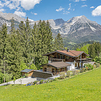 KITZIMMO-Luxusvilla mit Kaiserblick in Alleinlage kaufen - Immobilien Scheffau.