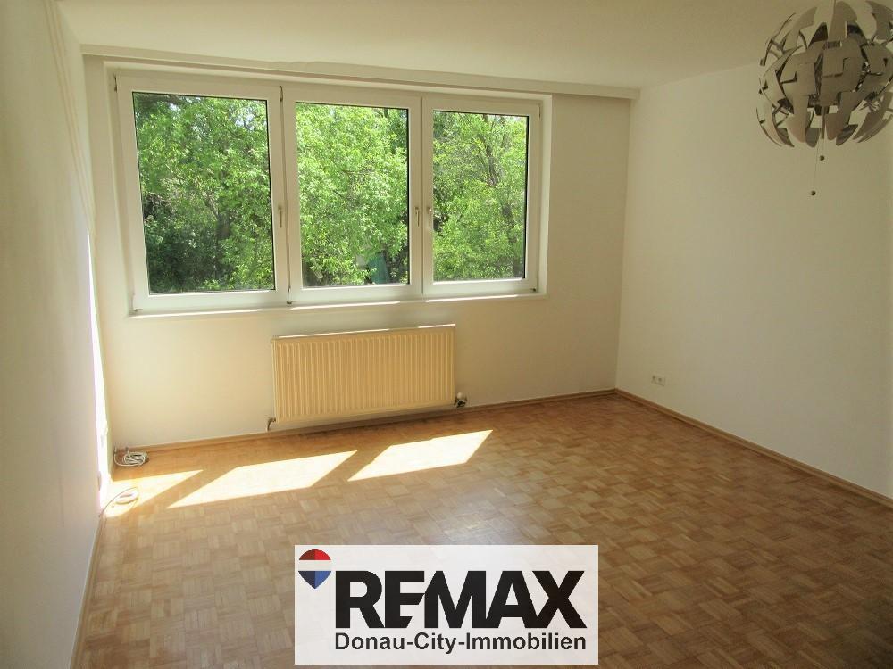 1 Wohnzimmer