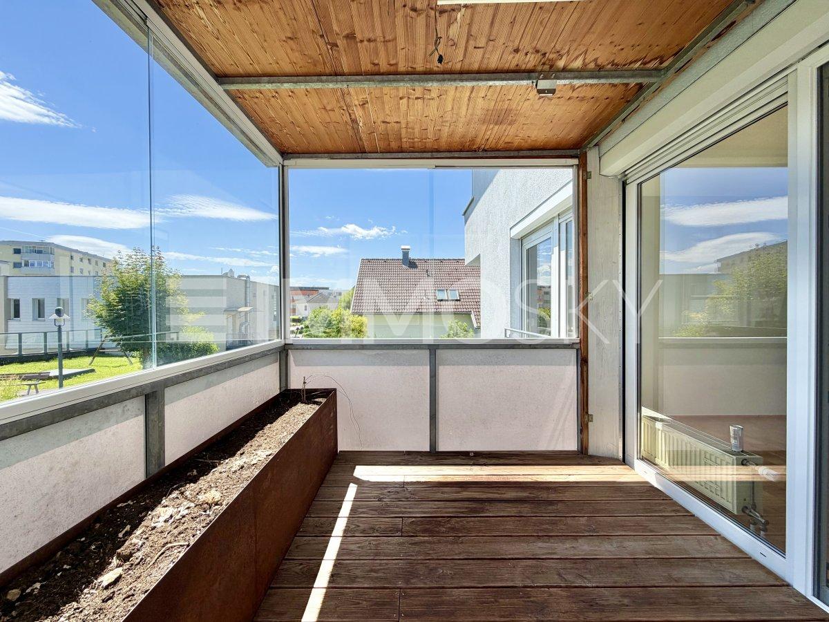 Verglaster Balkon