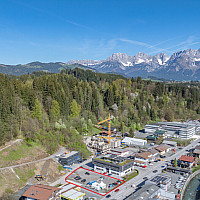KITZIMMO-Gewerbegrundstück in Toplage direkt an der Ortsdurchfahrtsstraße - Kitzbühel.