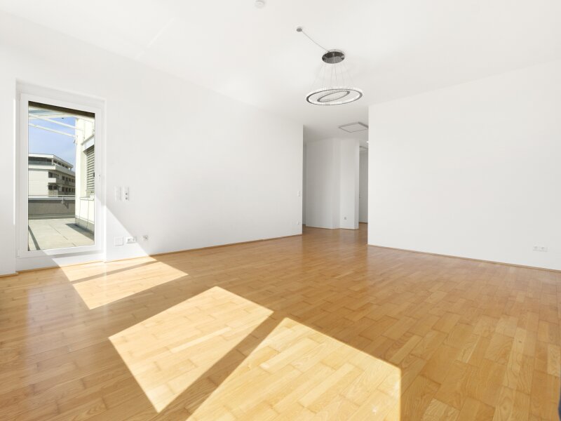 Traumhafte und junge 4 Zimmer 110m² Terrassenwohnung plus 2 Tiefgaragenplätze - Stadtwohnung - Hans-Sachs-Straße