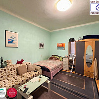 Wohn/Schlafzimmer