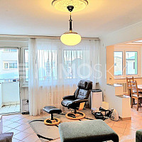 ..mit Ausgang Balkon