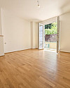 Schlafzimmer und Zugang Balkon
