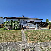Bungalow mit Garten