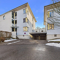 CAM04191G0-PR0077-STILL022