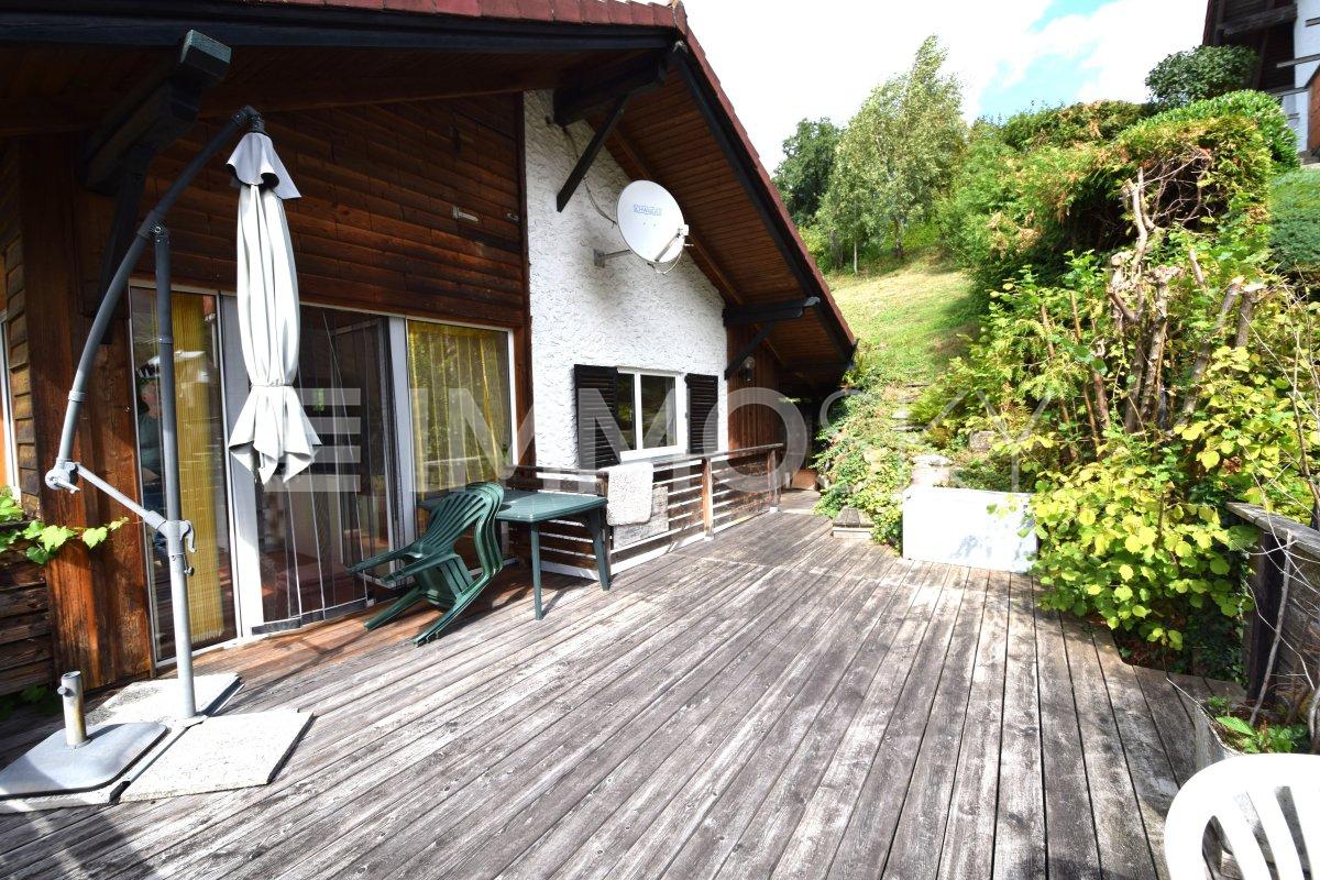 Ostterrasse über der Garage