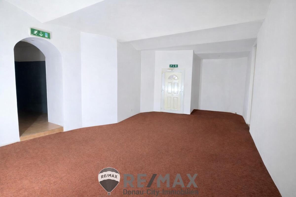 01 Geschäftslokal in 1140 Wien