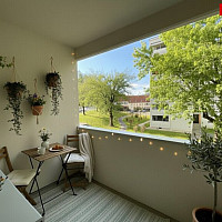 Loggia_Möbel/Deko mit KI generiert