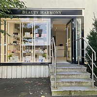 Auslage mit KI generiert