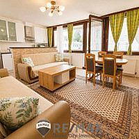 01 Wohnzimmer