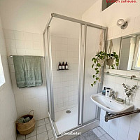 Badezimmer Beispiel KI