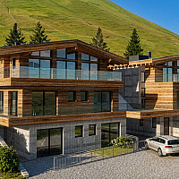 KITZIMMO-Grundstück in Toplage mit Baugenehmigung für 2 Luxusvillen kaufen - Immobilien Ellmau.