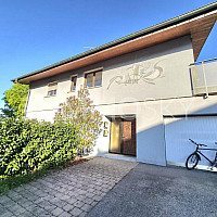 Mehrfamilienhaus