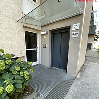 Hauseingang Grundbachweg 36