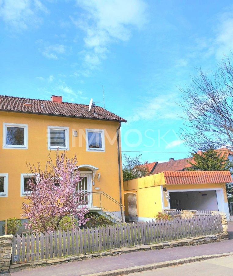 Eigenheim mit Doppelgarage