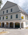 Gebäude Vorderansicht