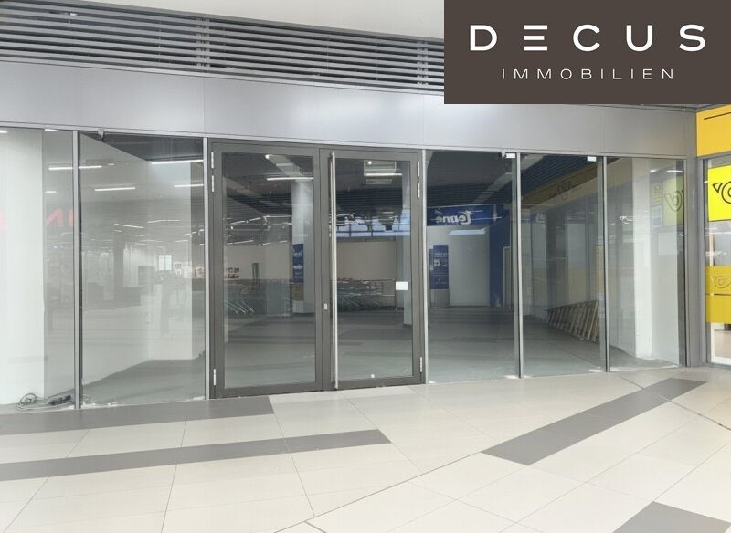 Schaufenster - von der Mall aus gesehen
