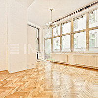 Hohe Decken