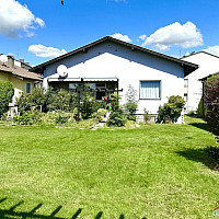 Ansicht Haus Garten 1