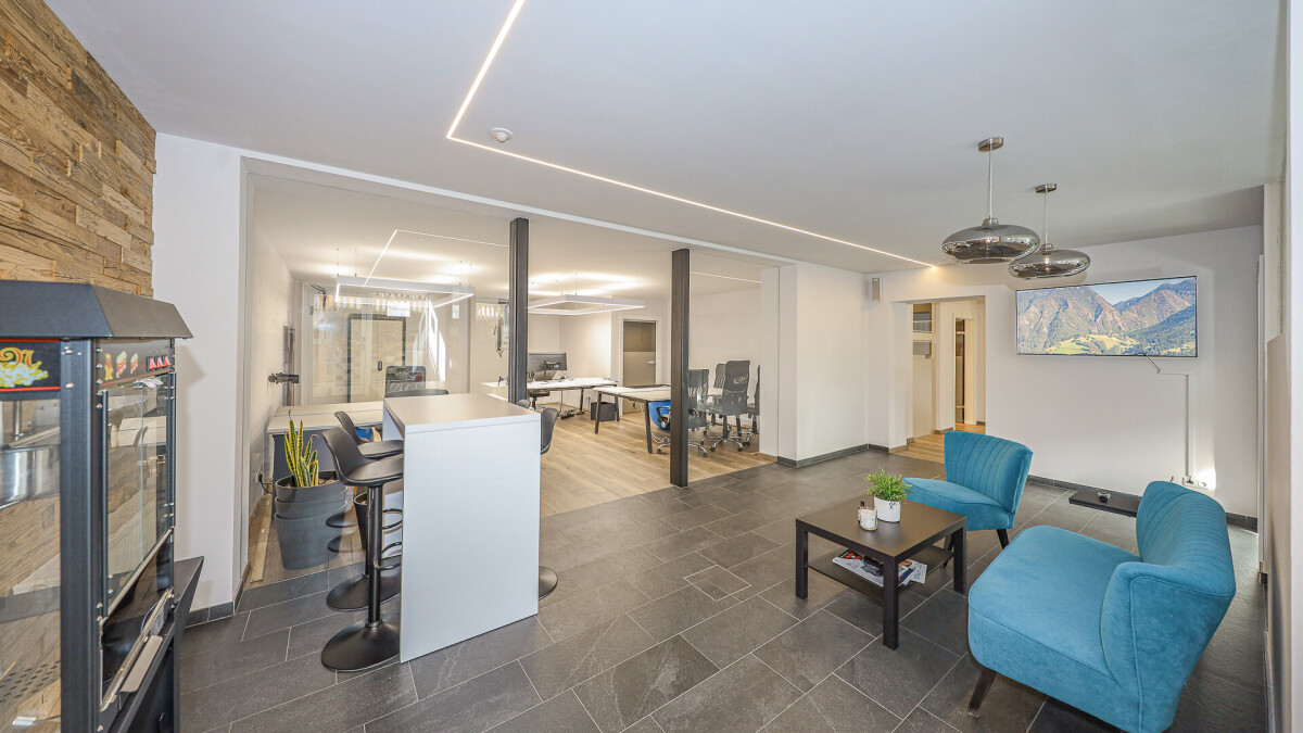 KITZIMMO-Büro Praxis in frequentierter Lage kaufen - Immobilien Kitzbühel.