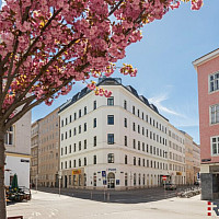 Sanierter Stilaltbau- Außenansicht