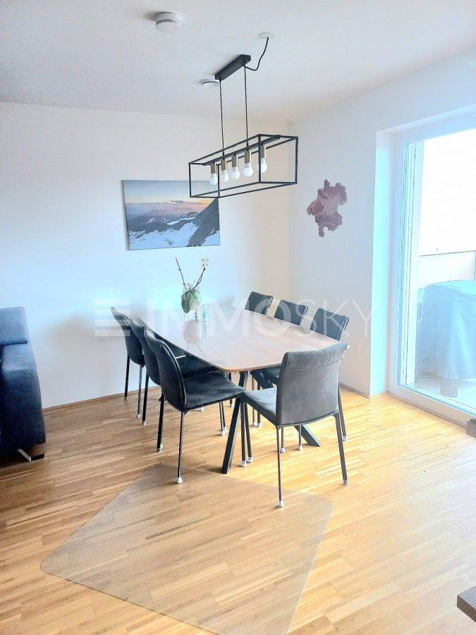 Essnische mit Ausgang Balkon