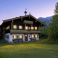 KITZIMMO-Historisches Bauernhaus in traumhafter Lage kaufen - Immobilien Erpfendorf.