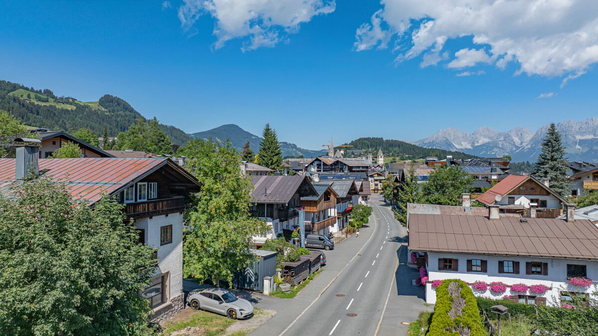 KITZIMMO-Stadthaus im Zentrum mit großem Potenzial kaufen - Immobilien Kitzbühel.