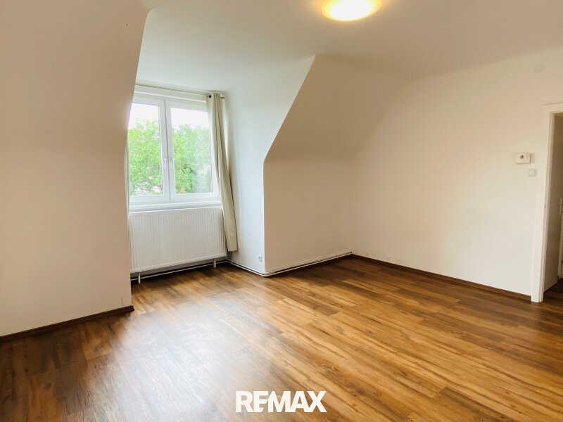 1 SCHLAFZIMMER
