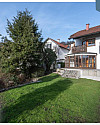 Garten und Gebäude Südwestansicht