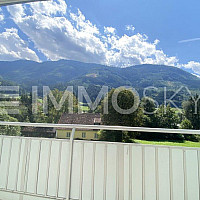 RUHIGER - SONNIGER - GEPFLEGTER WOHNTRAUM MIT AUSSICHTSBALKON