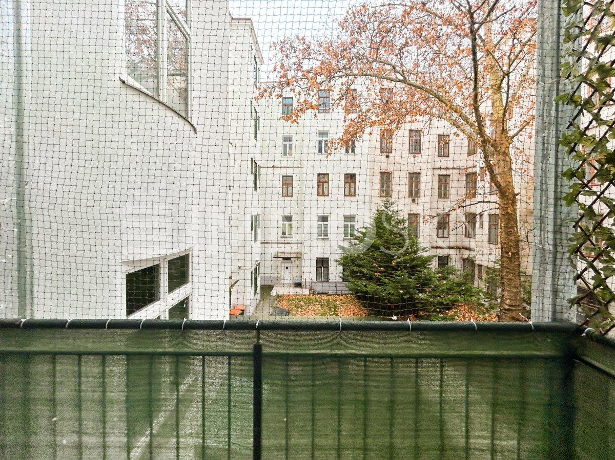 Genießen Sie hier Ihren Morgenkaffee