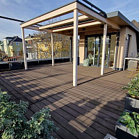 Dachterrasse und Pergola