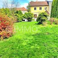 Eigenheim mit 600 m² Garten und Doppelgarage!