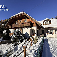 winterliche Außenansicht