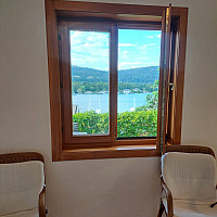 Herrlicher Seeblick Wohnzimmer
