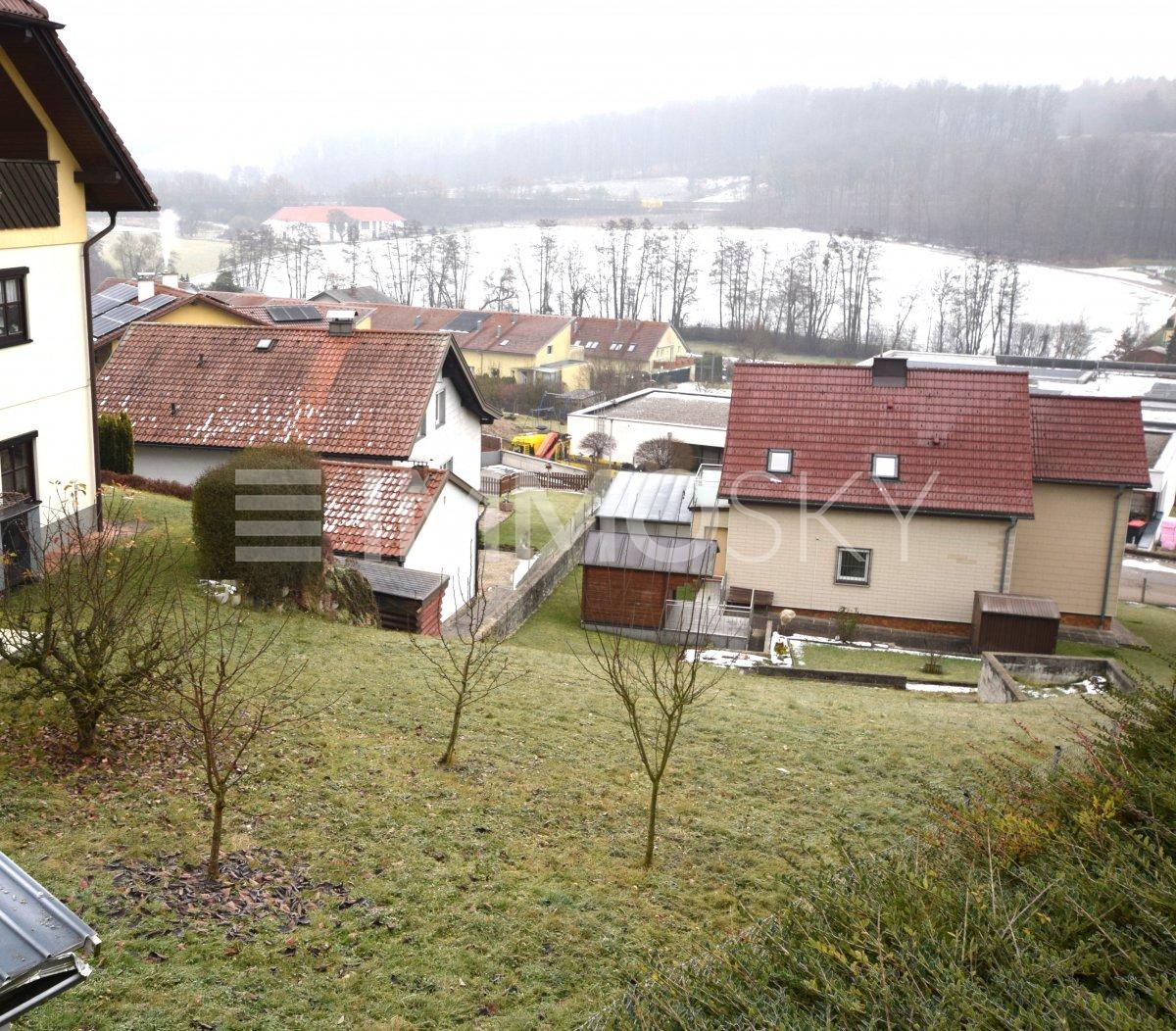 oberhalb Zentrum