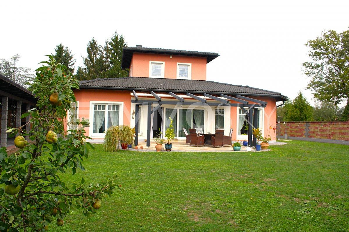 Bungalow mit Empore