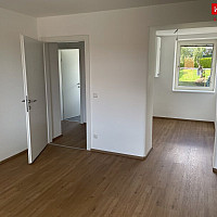 Wohnzimmer + Essbereich