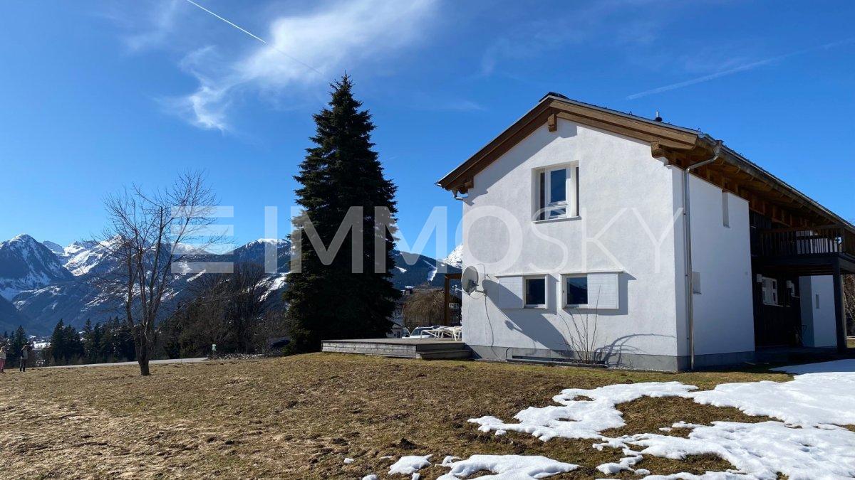 WEITLÄUFIGES TRAUMDOMIZIL IN ATEMBERAUBENDER AUSSICHTSLAGE