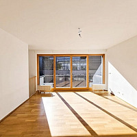 1 Wohnzimmer