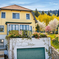 Haus mit Gartenparadies und Blick über das Kamptal
