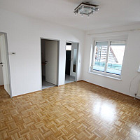 Schöne 2 Zimmer Wohnung 55m² plus Balkon und Parkplatz in Tessendorf