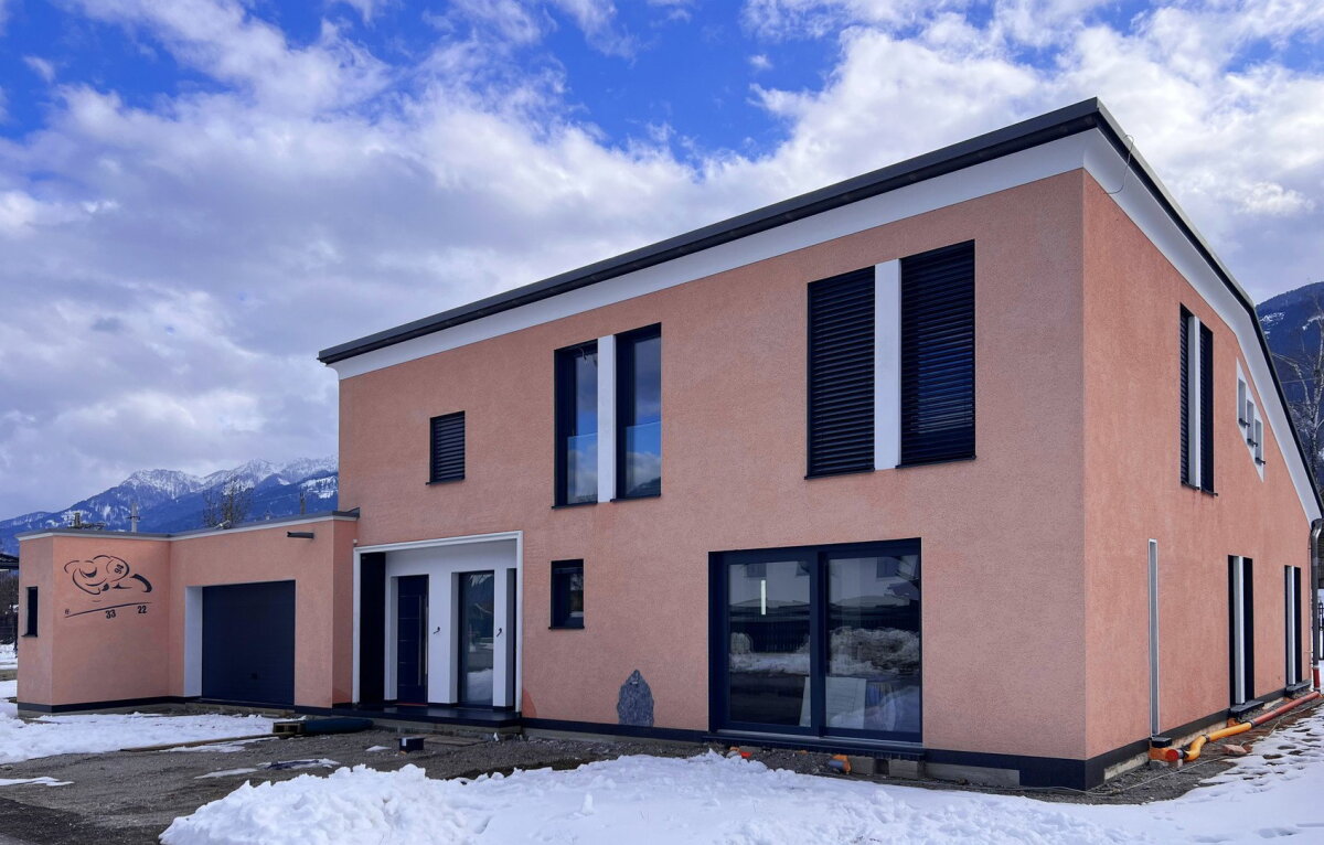 Villa Dobratsch, West