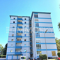 Gepflegtes Mehrparteienhaus