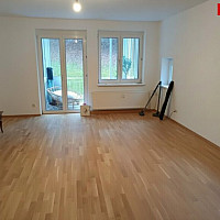 Wohnzimmer (dezent mit KI bearbeitet)